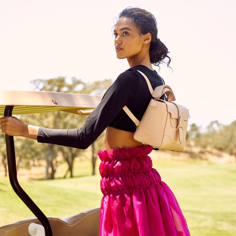 How To Wear A Mini Backpack And Make It Look Good How To Wear A Mini Backpack And Make It Look Good