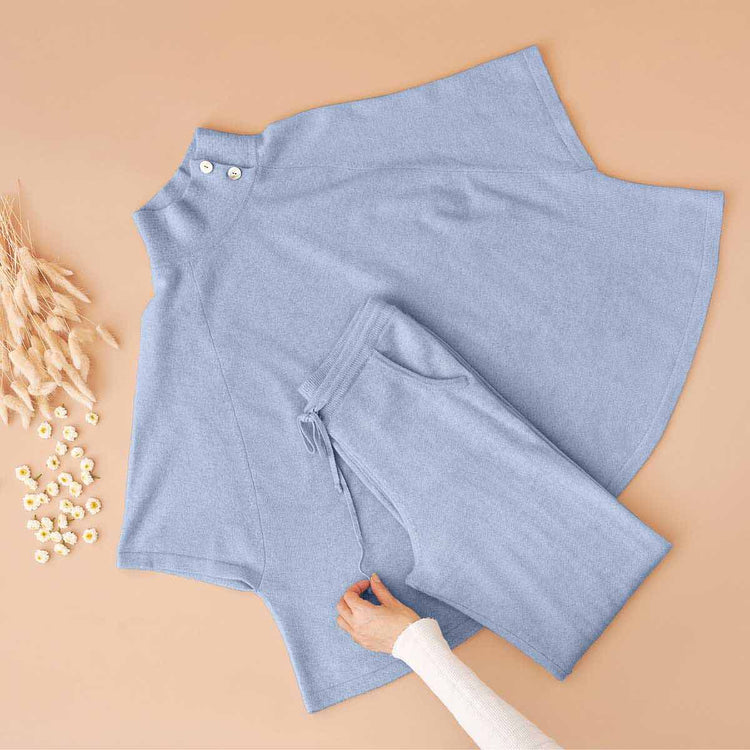 Last Chance | Cashmere Capelette 4 main