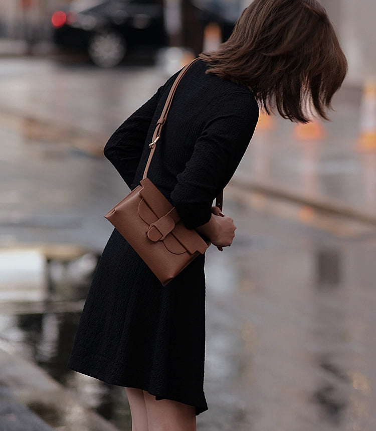 Aria Belt Bag in Pebbled Chestnut