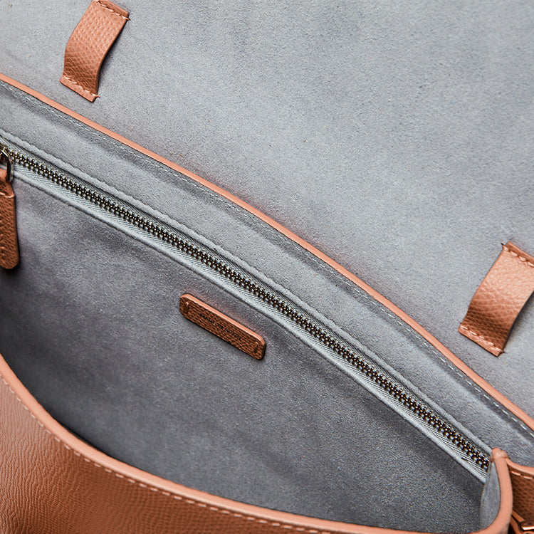 Cadence Shoulder Bag | Pebbled 7 main