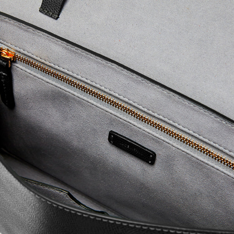Almost Perfect | Cadence Shoulder Bag | Pebbled 6 main