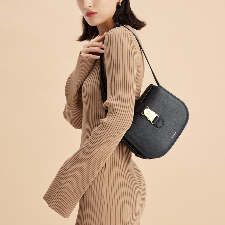 Almost Perfect | Cadence Crossbody | Pebbled 6 main