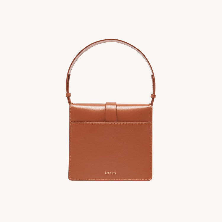 Almost Perfect | Cavalla Saddle Bag | Piatta 4 main