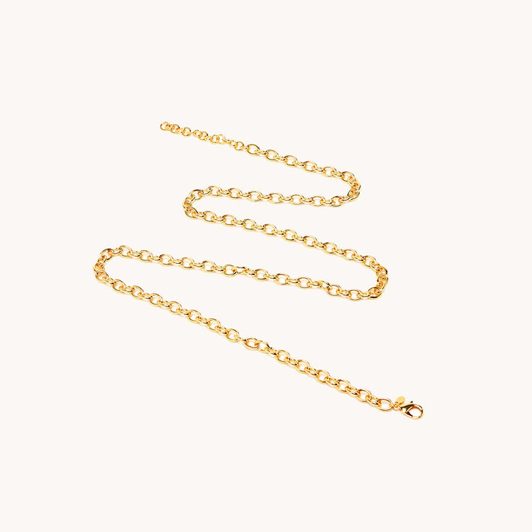Convertible cable chain in gold front view.