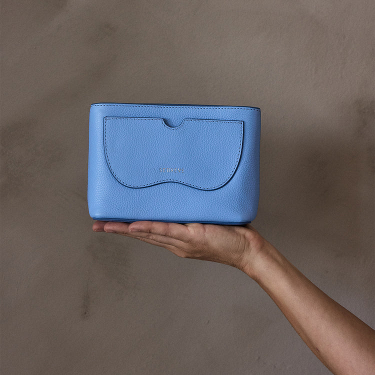 Last Chance | Mini Atlas Pochette | Piccola 4 main