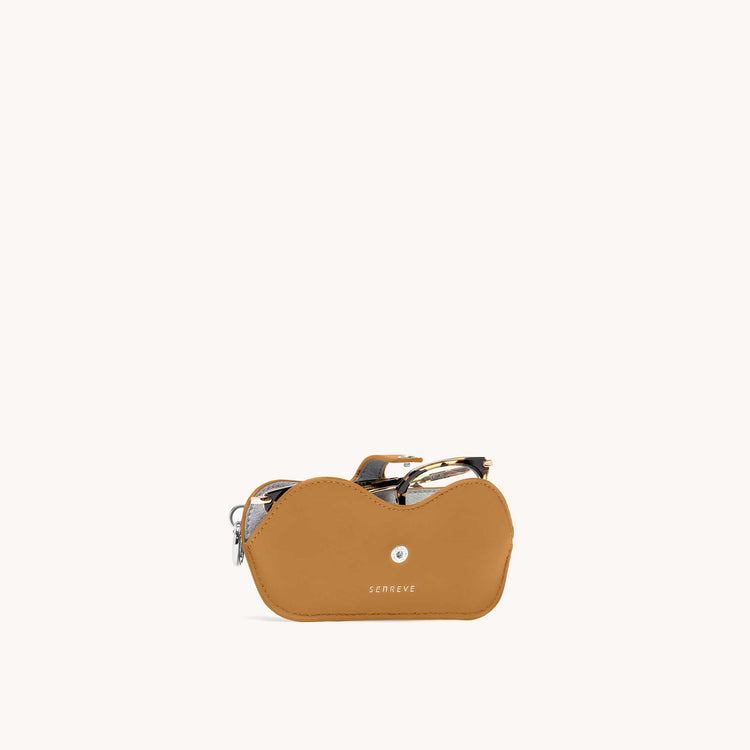 Lunettes case in cactus with glasses inside front view.