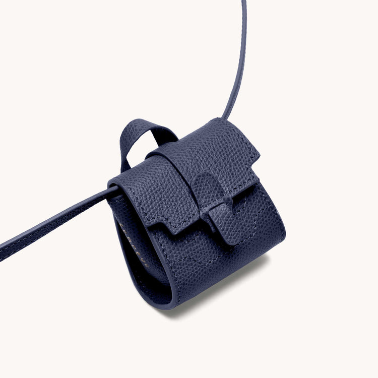 Milli maestra in marine closeup.