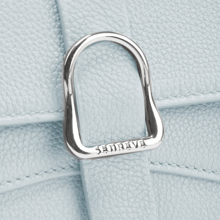 Last Chance | Mini Aria Élevée Belt Bag | Piccola 5 main
