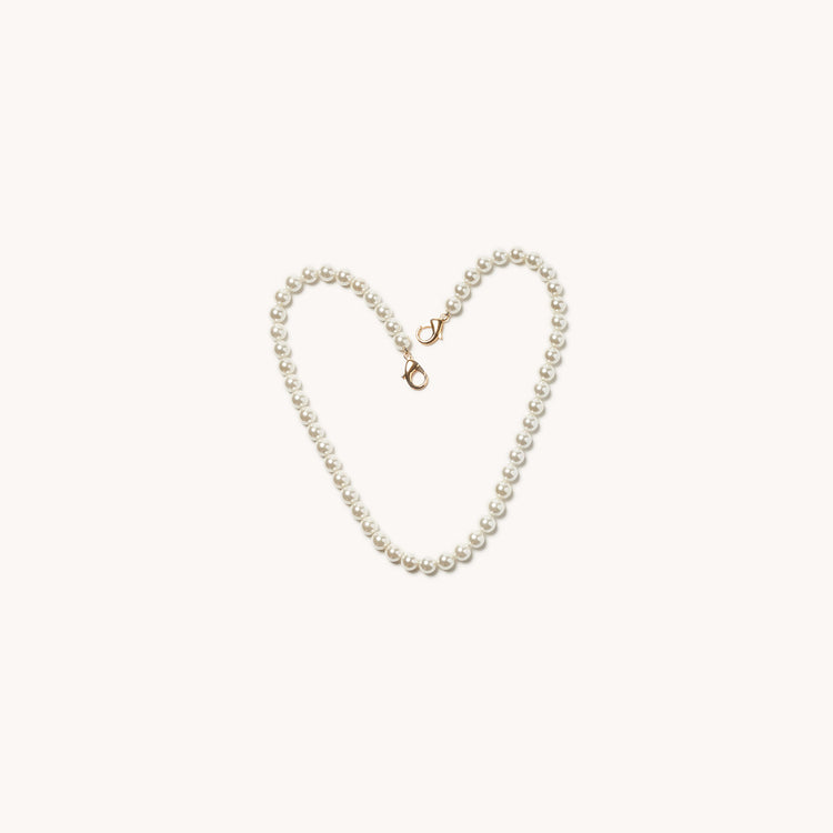Pearl Shoulder Chain in Heart Shape