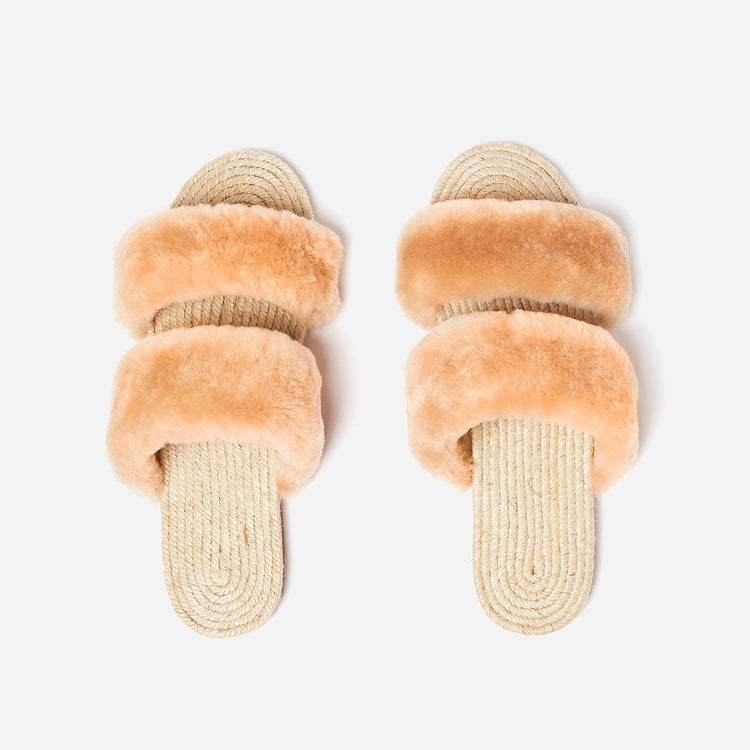 Pair of Shearling Sandal Wheat Small Overhead Straight