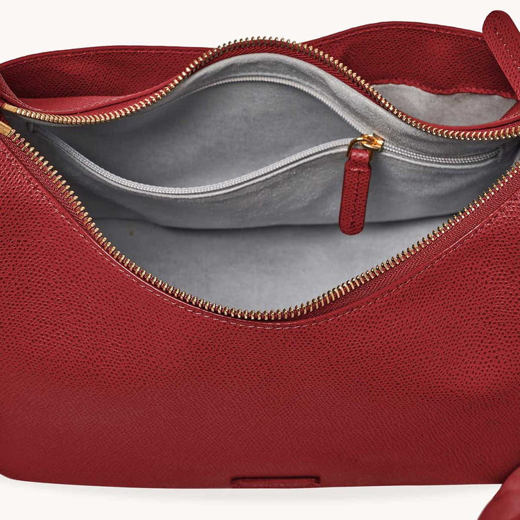 Strati Sporta Pebbled Merlot with Gold Hardware Interior
