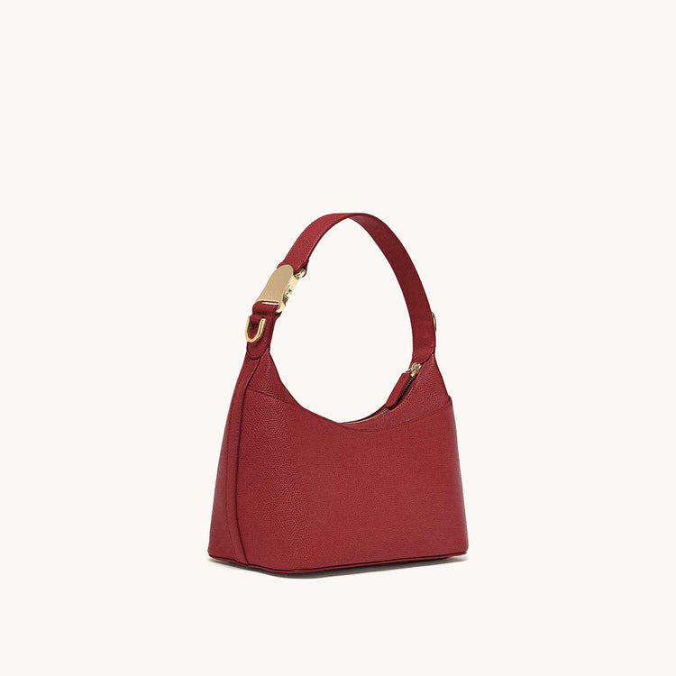 Strati Sporta Pebbled Merlot with Gold Hardware Front at an Angle

