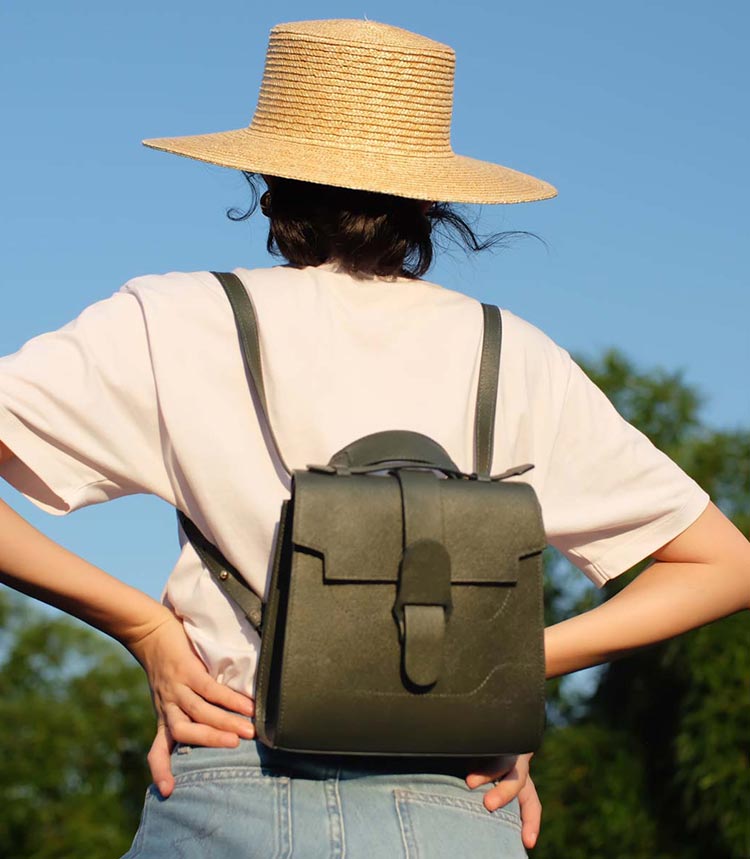 Senreve Bag Review: Fiore Bucket Bag - an indigo day