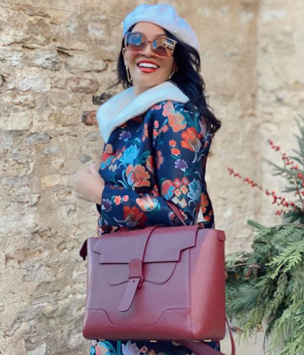 How To Accessorize A Bag in 7 Stylish Ways - SENREVE