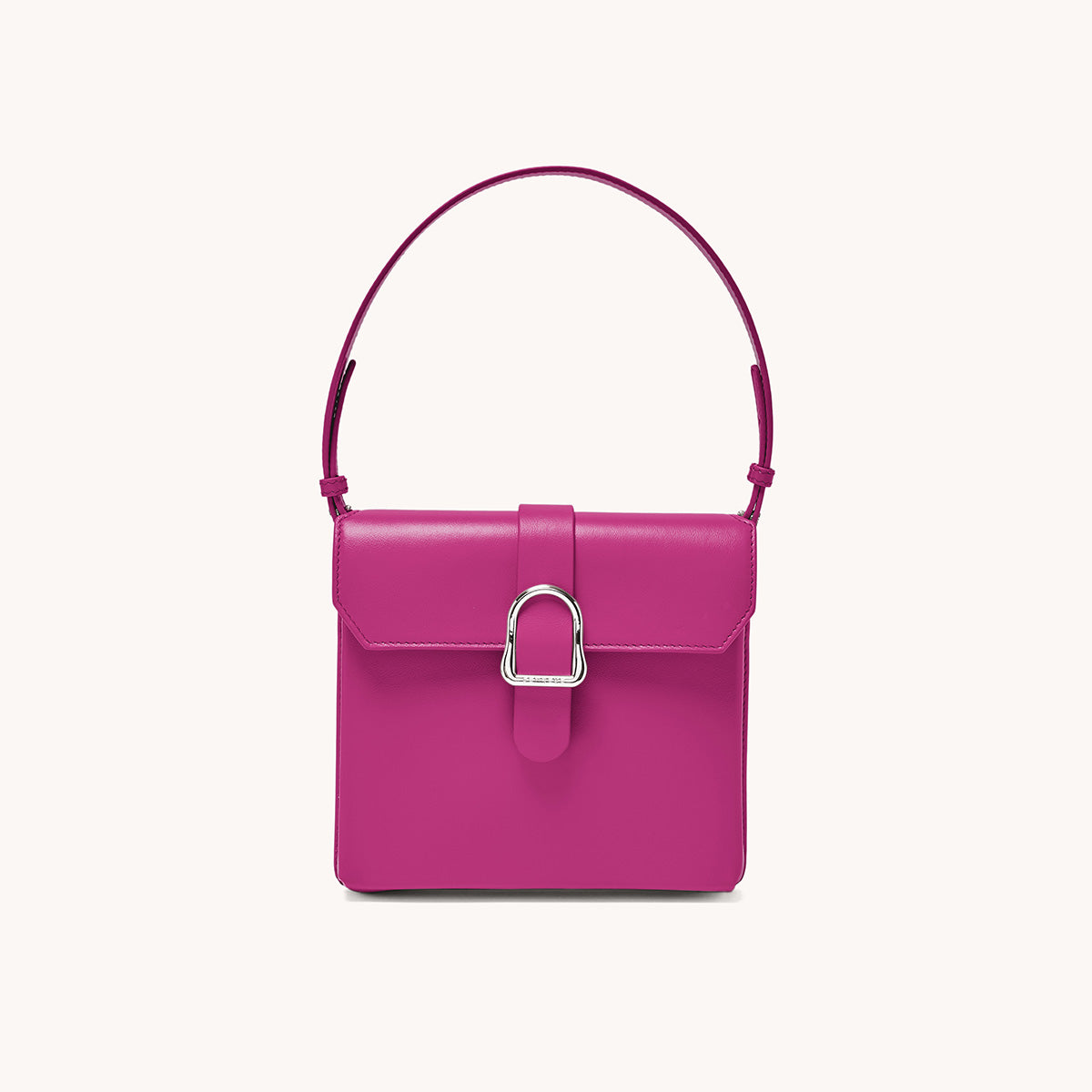 Alaia leonie new arrivals