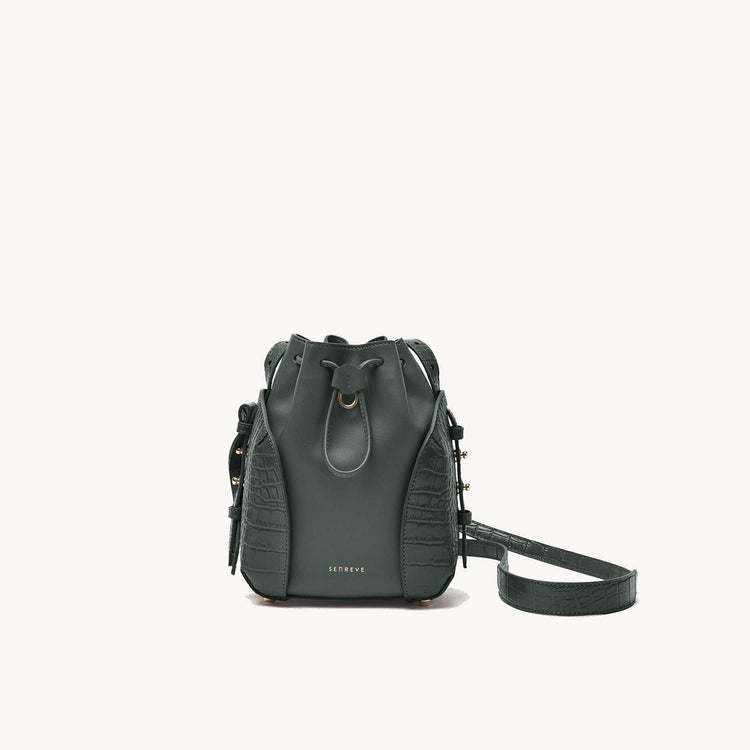Senreve is offering up to 40% off 'almost perfect' bags that have