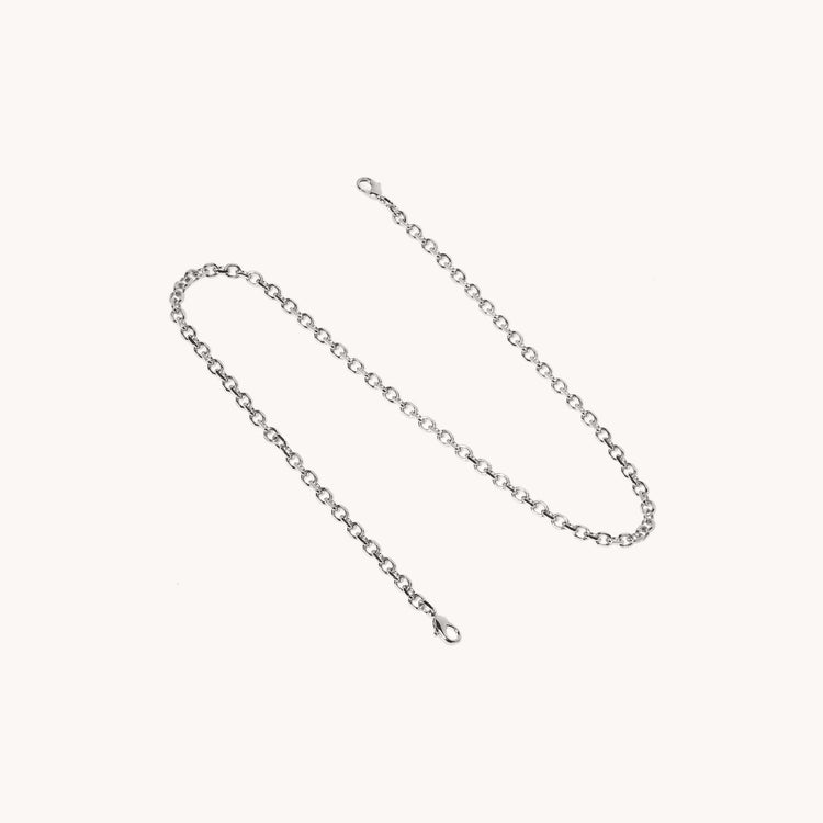 Beveled Shoulder Chain in Silver ($130 value)