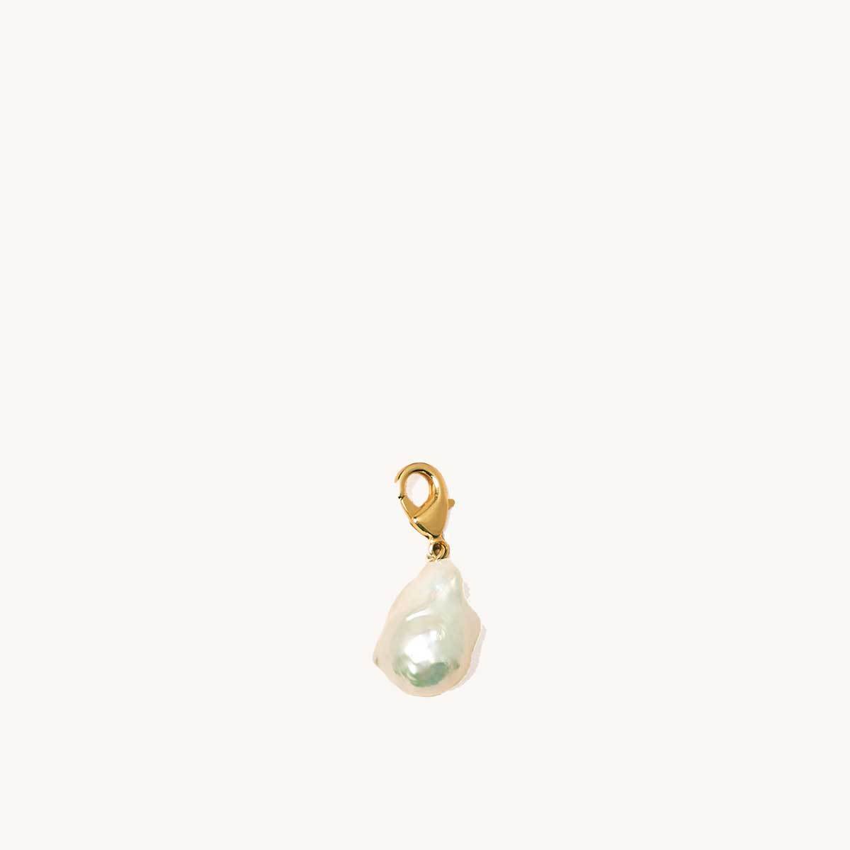AURATE x SENREVE: Organic Pearl Gold Charm